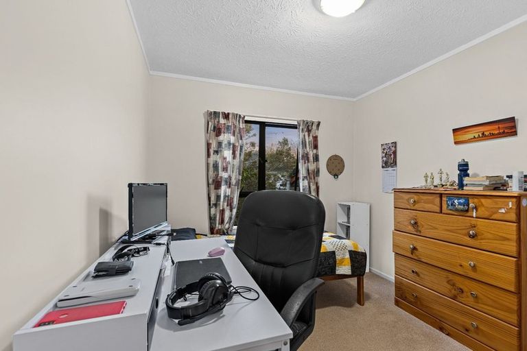 Photo of property in 24 Kenneth Hopper Place, Manly, Whangaparaoa, 0930