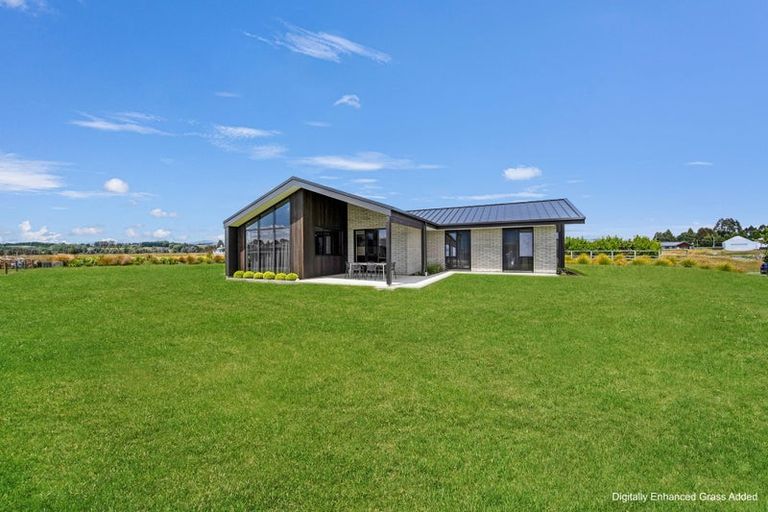 Photo of property in 49 Pukutahi Drive, Te Anau, 9600