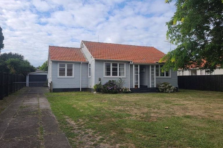 Photo of property in 82 Alfred Street, Fairfield, Hamilton, 3214