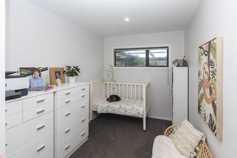 Photo of property in 1 Newport Street, Avondale, Christchurch, 8061