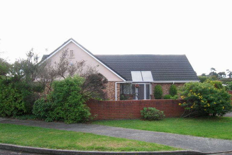 Photo of property in 2 Oak Bay, Waikanae, 5036