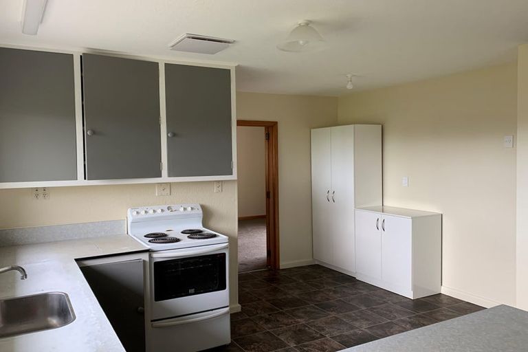 Photo of property in High Street, Leeston, 7632