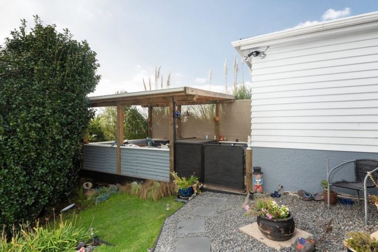 Photo of property in 16 Brown Terrace, Te Puke, 3119