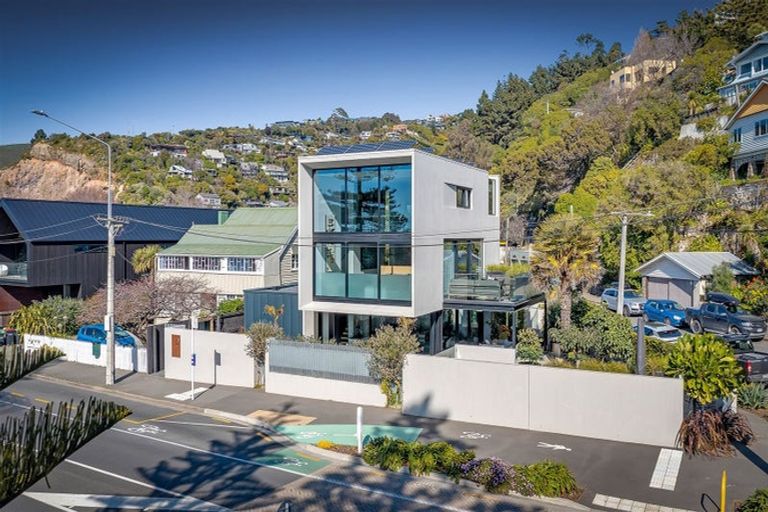 Photo of property in 2 Marriner Street, Sumner, Christchurch, 8081