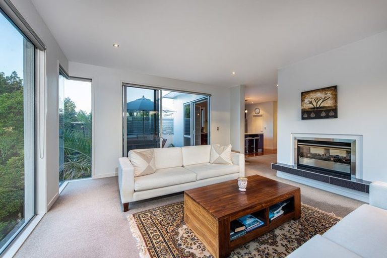 Photo of property in 10 Kahikatea Close, Campbells Bay, Auckland, 0630