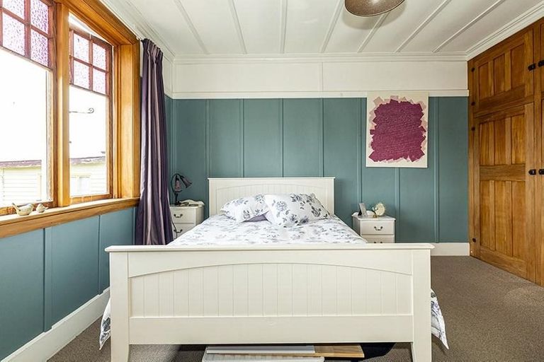 Photo of property in 18 Clifton Terrace, West End, Timaru, 7910