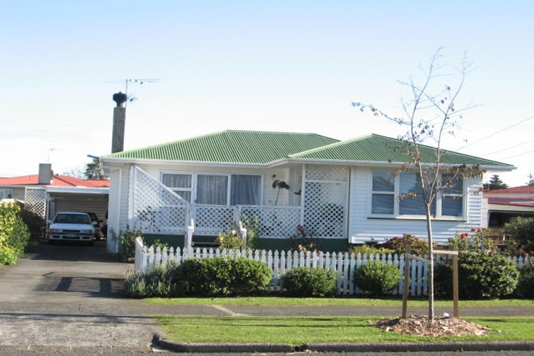 Photo of property in 63 Friedlanders Road, Manurewa, Auckland, 2102