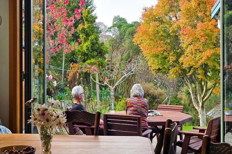 Photo of property in 172 Gladstone Road, Dalmore, Dunedin, 9010