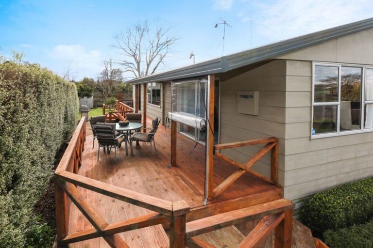 Photo of property in 4 Karen Crescent, Dinsdale, Hamilton, 3204