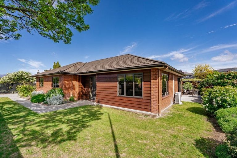 Photo of property in 37 Achil Street, Cromwell, 9310