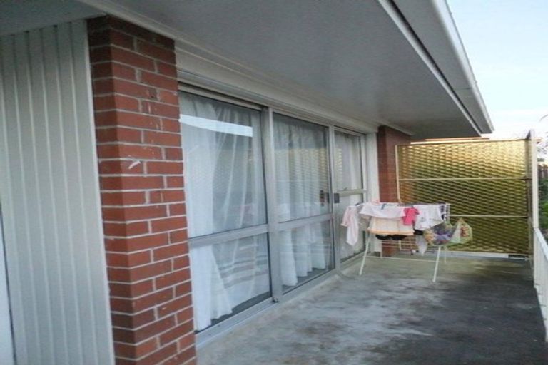 Photo of property in 1/23 Anich Road, Massey, Auckland, 0614