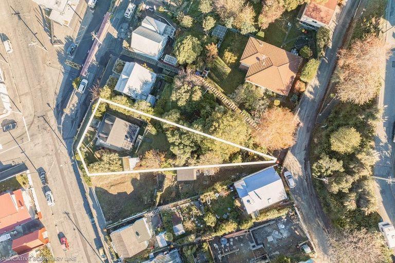 Photo of property in 1 Coleridge Terrace, Lyttelton, 8082