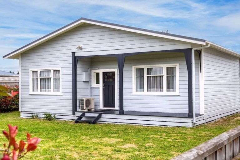 Photo of property in 436 High Street South, Carterton, 5713