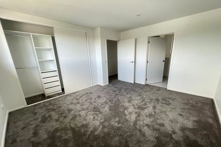 Photo of property in 7/14 Wilsher Crescent, Henderson, Auckland, 0612