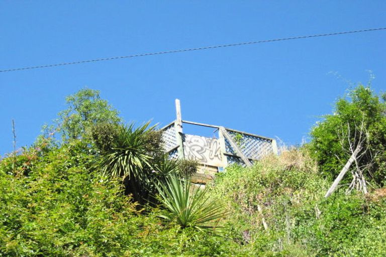 Photo of property in 26 Selwyn Road, Lyttelton, 8082