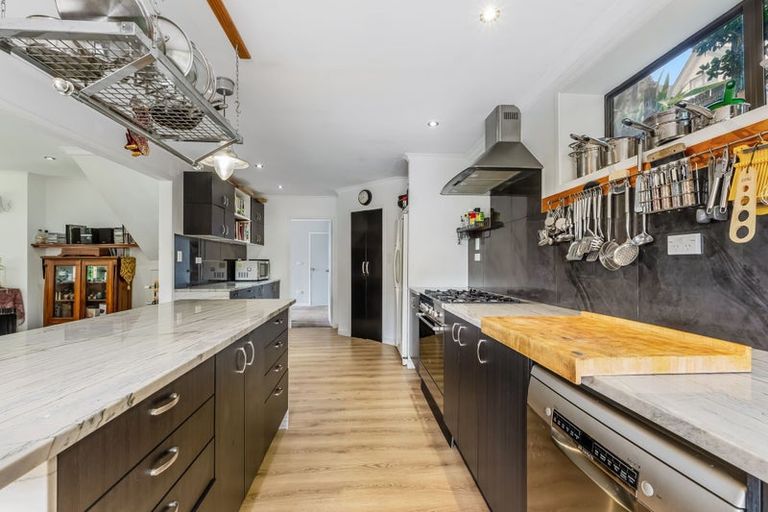 Photo of property in 1/1 Sharon Road, Waiake, Auckland, 0630