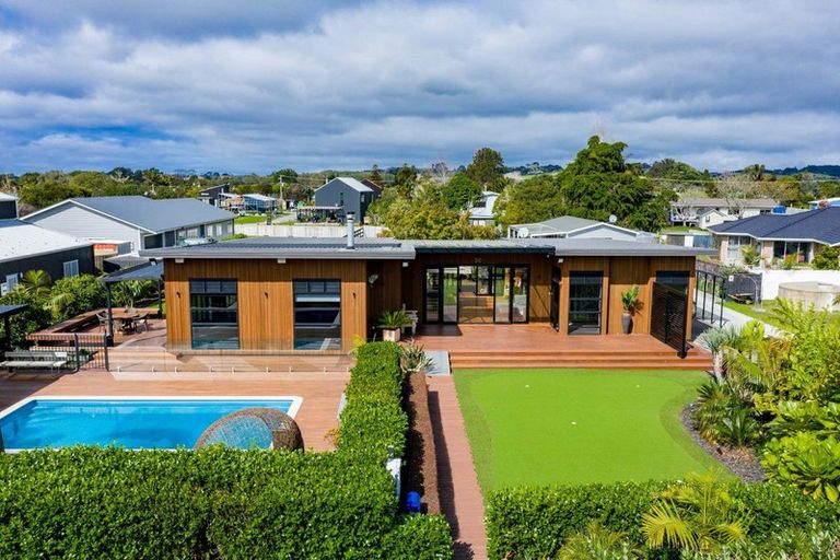 Photo of property in 20 Dune View Drive, Mangawhai, 0505