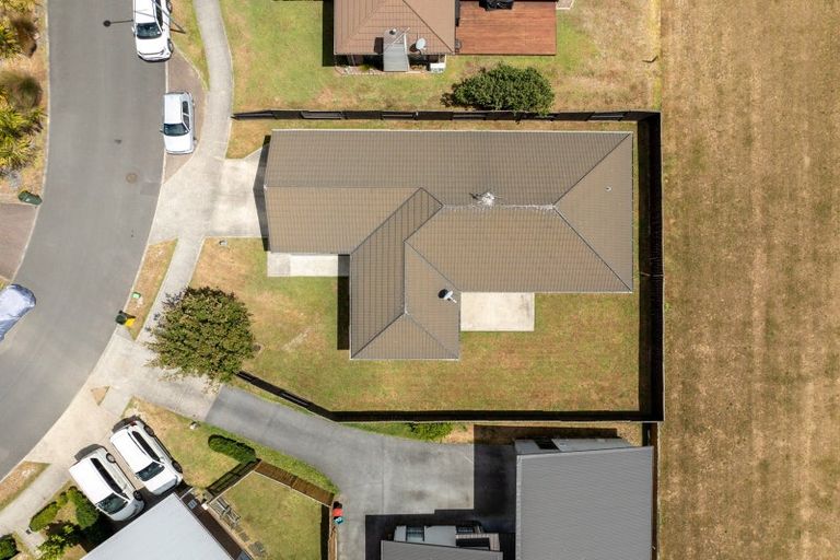 Photo of property in 13 Chadwick Place, Rototuna North, Hamilton, 3210