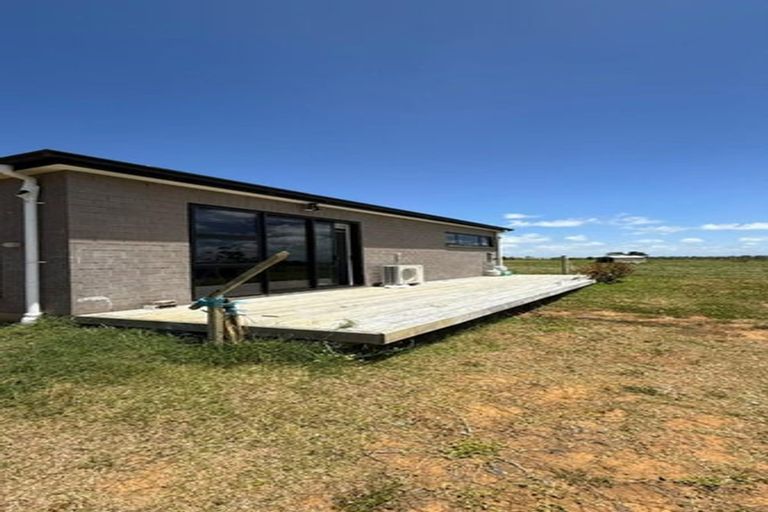 Photo of property in 860 Linwood Road, Karaka, Papakura, 2580
