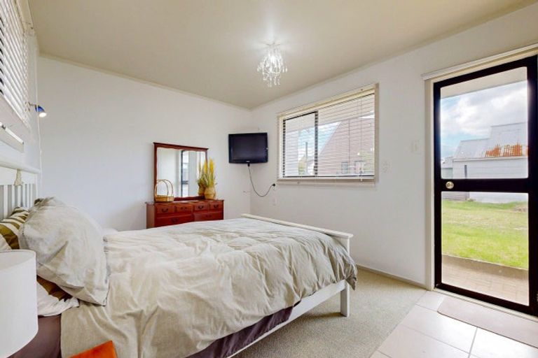 Photo of property in 216 Given Avenue, Whangamata, 3620