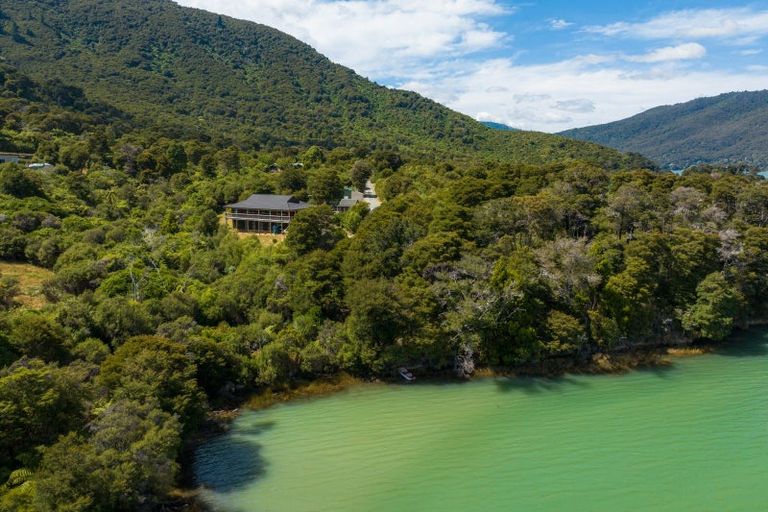 Photo of property in 16 Tai Close, Kaiuma Bay, Havelock, 7178