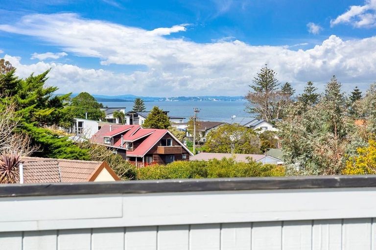 Photo of property in 26 Killarney Avenue, Torbay, Auckland, 0630