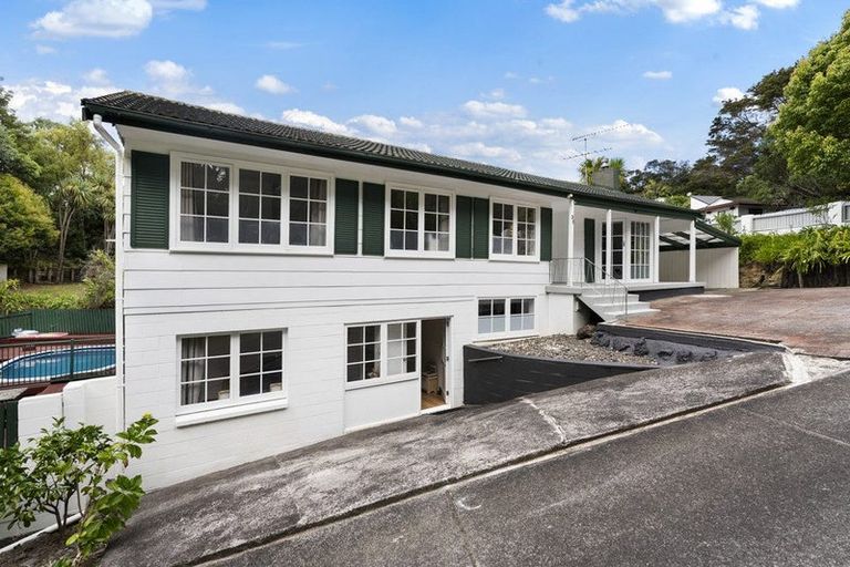 Photo of property in 30 Glencourt Place, Glenfield, Auckland, 0629
