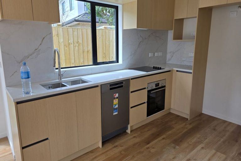 Photo of property in 3 Albert Road, Manukau, Auckland, 2025