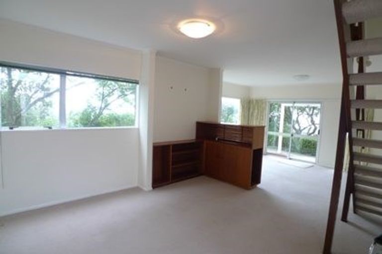 Photo of property in 6b Auckland Terrace, Melrose, Wellington, 6023