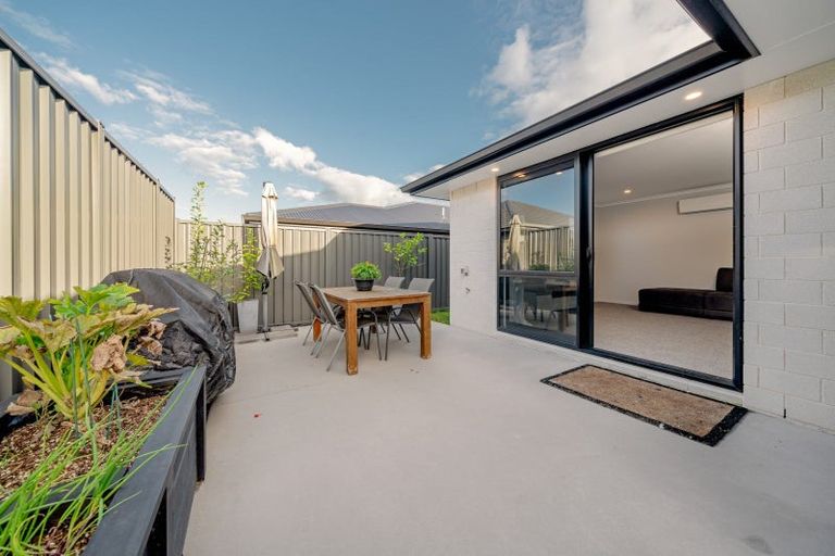 Photo of property in 3 Raynor Crescent, Pyes Pa, Tauranga, 3112