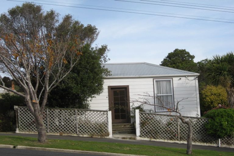 Photo of property in 9 Burns Street, Port Chalmers, 9023