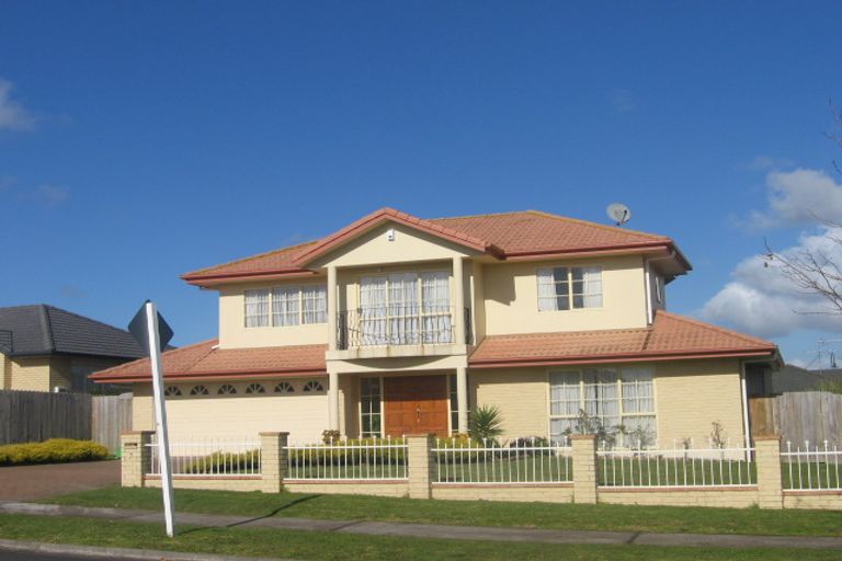 Photo of property in 7 Carlingford Drive, East Tamaki, Auckland, 2016