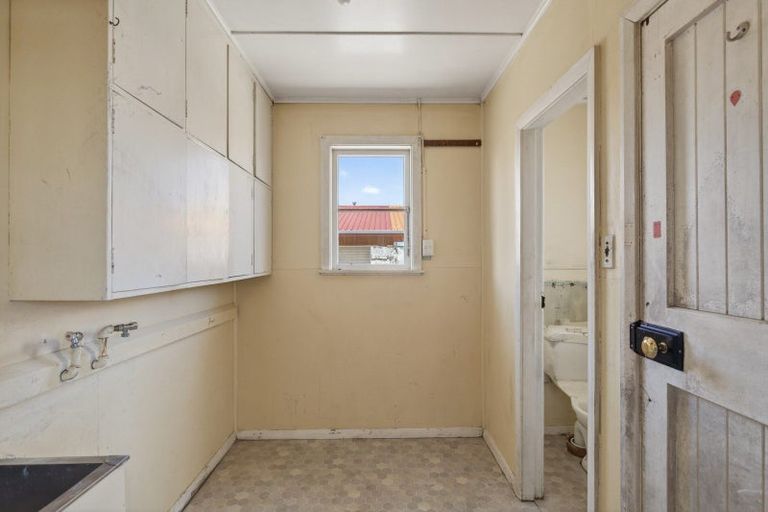 Photo of property in 89 Cracroft Street, Waitara, 4320