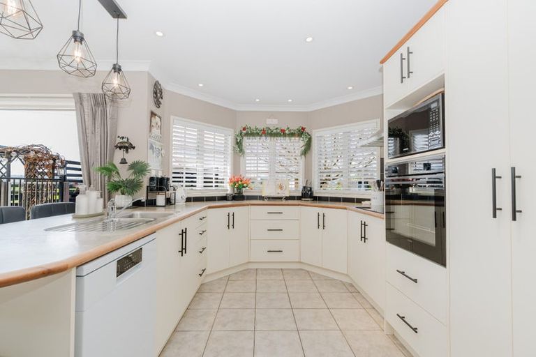 Photo of property in 13 Oak View Place, Newstead, Hamilton, 3287