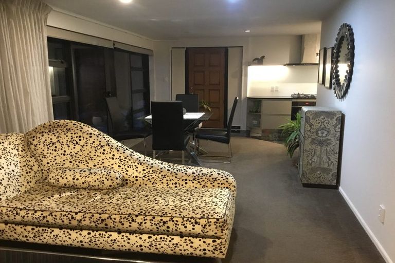 Photo of property in 23 Governors Bay - Teddington Road, Allandale, Lyttelton, 8971