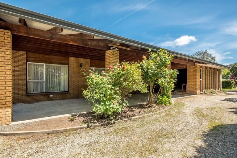Photo of property in 8 Achray Street, Waiau, 7332
