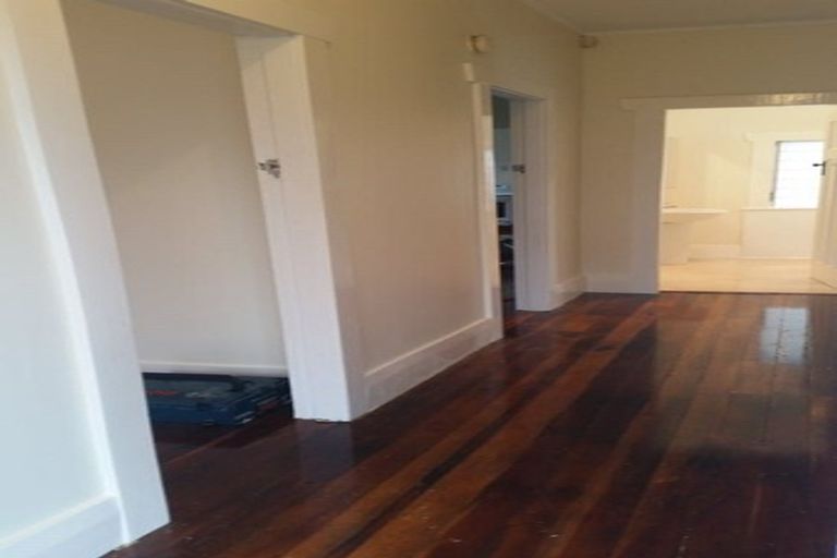 Photo of property in 1/52 Kenderdine Road, Papatoetoe, Auckland, 2025