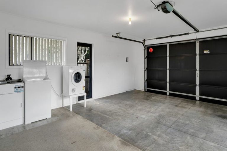 Photo of property in 6 Elizabeth Grove, Stratford, 4332