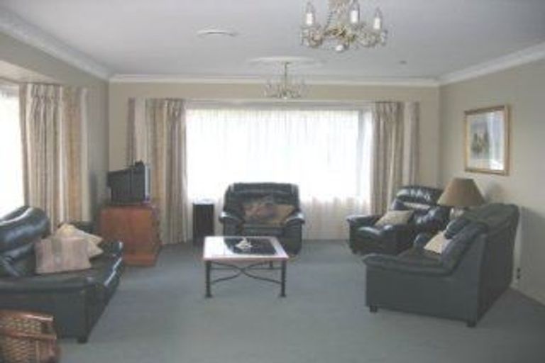 Photo of property in 53 Clifton Terrace, Fitzherbert, Palmerston North, 4410