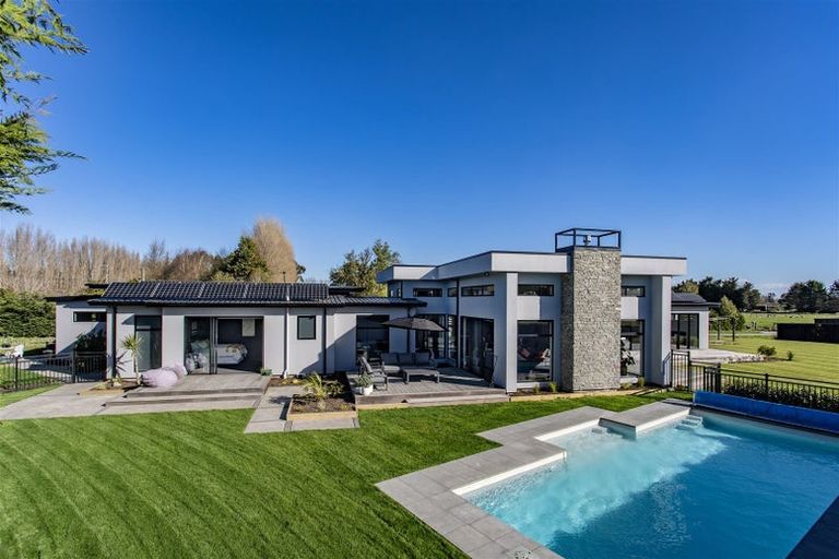 Photo of property in 711 Hills Road, Marshland, Christchurch, 8051