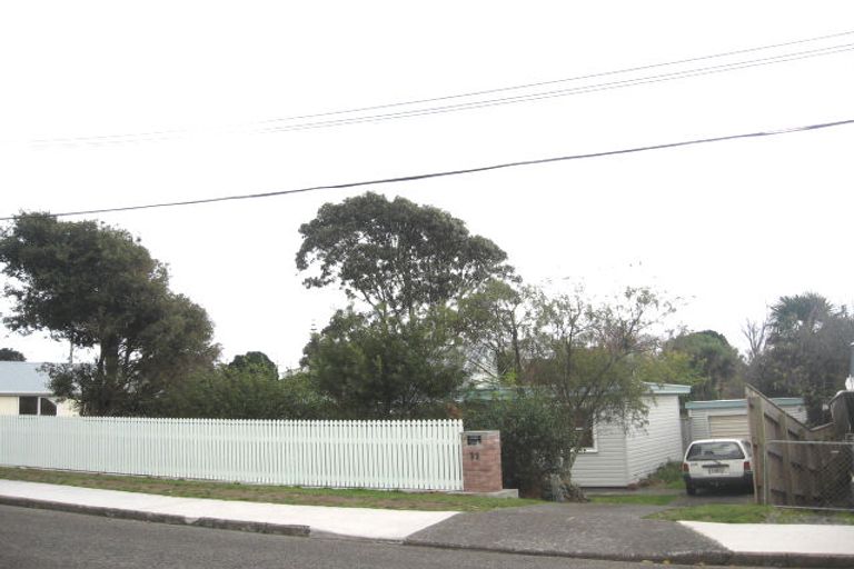 Photo of property in 31 Anaru Street, Raumati Beach, Paraparaumu, 5032