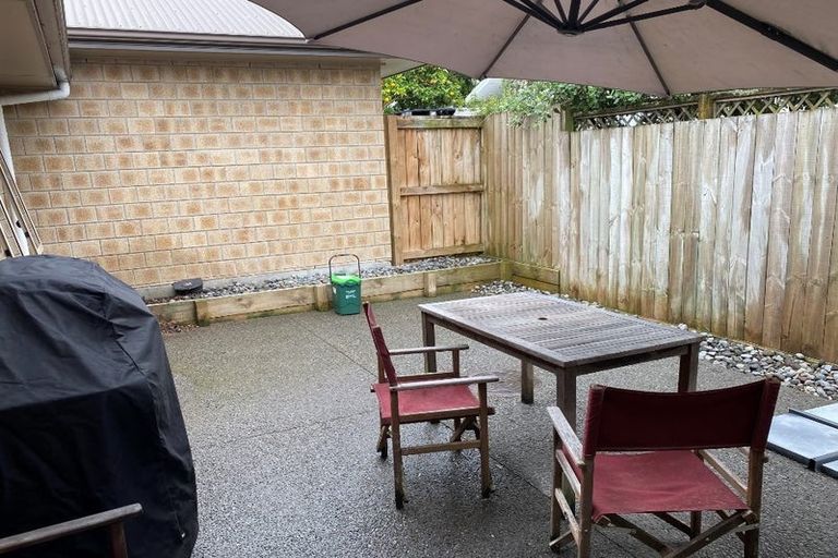 Photo of property in 4/114 Old Farm Road, Hamilton East, Hamilton, 3216