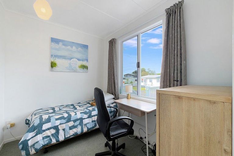 Photo of property in 11 Tatahi Street, Te Puru, Thames, 3575
