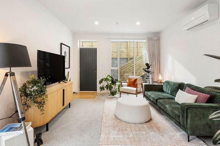 Photo of property in 14/30 Pirie Street, Mount Victoria, Wellington, 6011