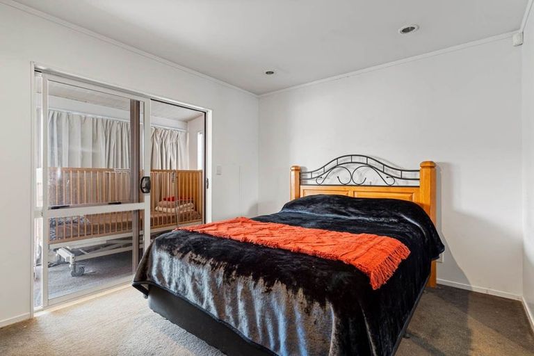 Photo of property in 20a Nogat Avenue, Papatoetoe, Auckland, 2024