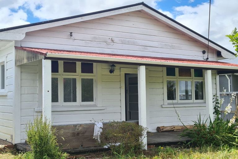 Photo of property in 15 Stafford Street, Blackball, 7804