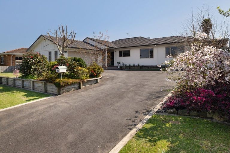 Photo of property in 60 Plateau Heights, Mount Maunganui, 3116