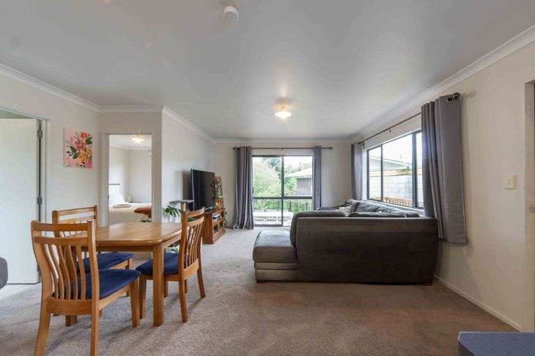 Photo of property in 29a Barrie Crescent, Silverdale, Hamilton, 3216