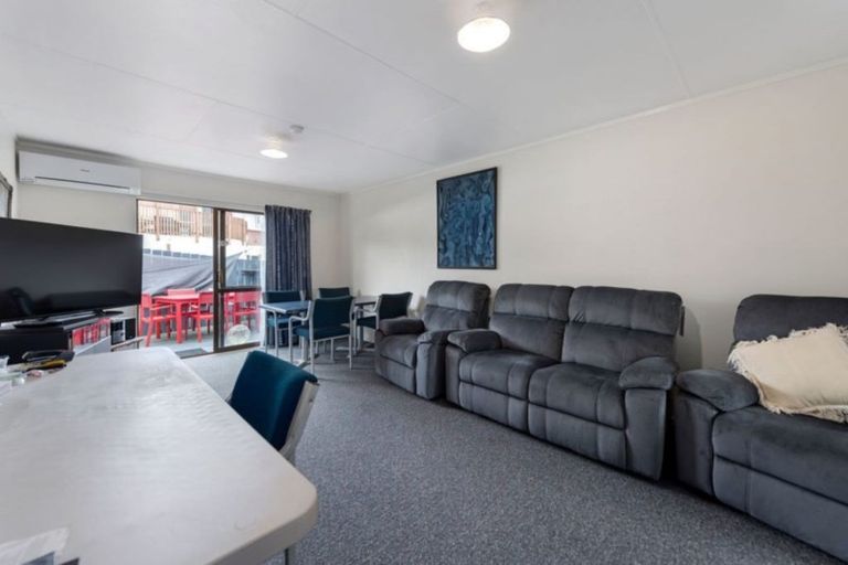 Photo of property in 1/25 Sylvania Drive, Matua, Tauranga, 3110