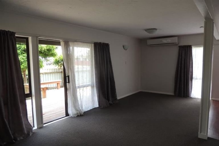 Photo of property in 7 Wilkie Place, Greenmeadows, Napier, 4112